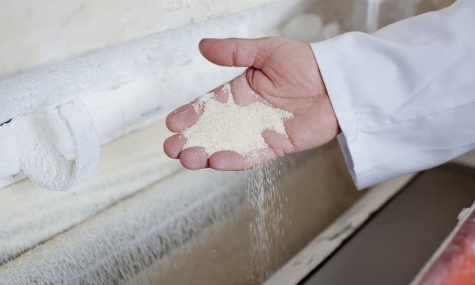 scientist-holding-grains-after-particle-separation